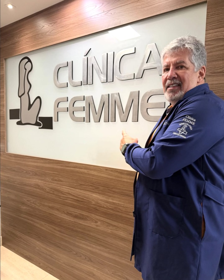 Dr. Cid Fraga, médico ginecologista e obstetra, na Clínica FEMME, em São José do Rio Preto (CRM-SP 50774)